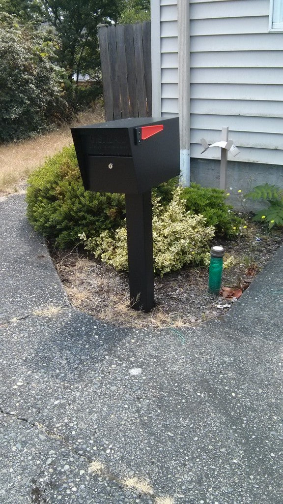 Photo: Mail Manager in Greenlake