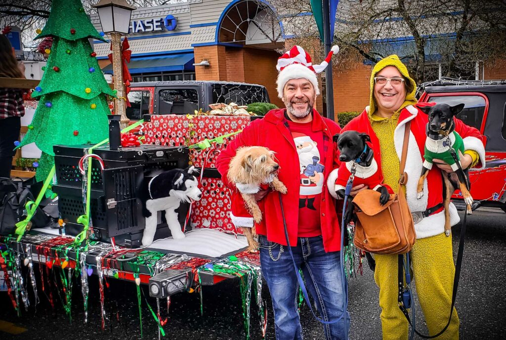 We had a Holly Jolly old fashioned good time at Arlington's Hometown Holidays parade this weekend and even won a prize for "Most Festive Float"! It was so much fun meeting our neighbors and spreading the holiday cheer! Can't wait to do it again next year!